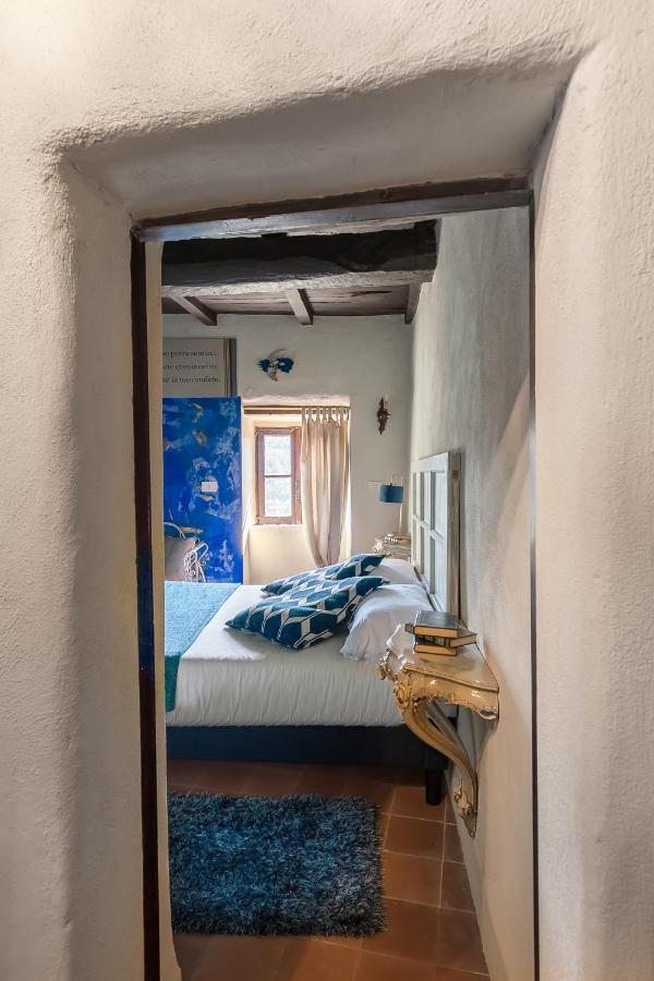 Opera Suites - Le Notti Bianche Calcata Exteriör bild