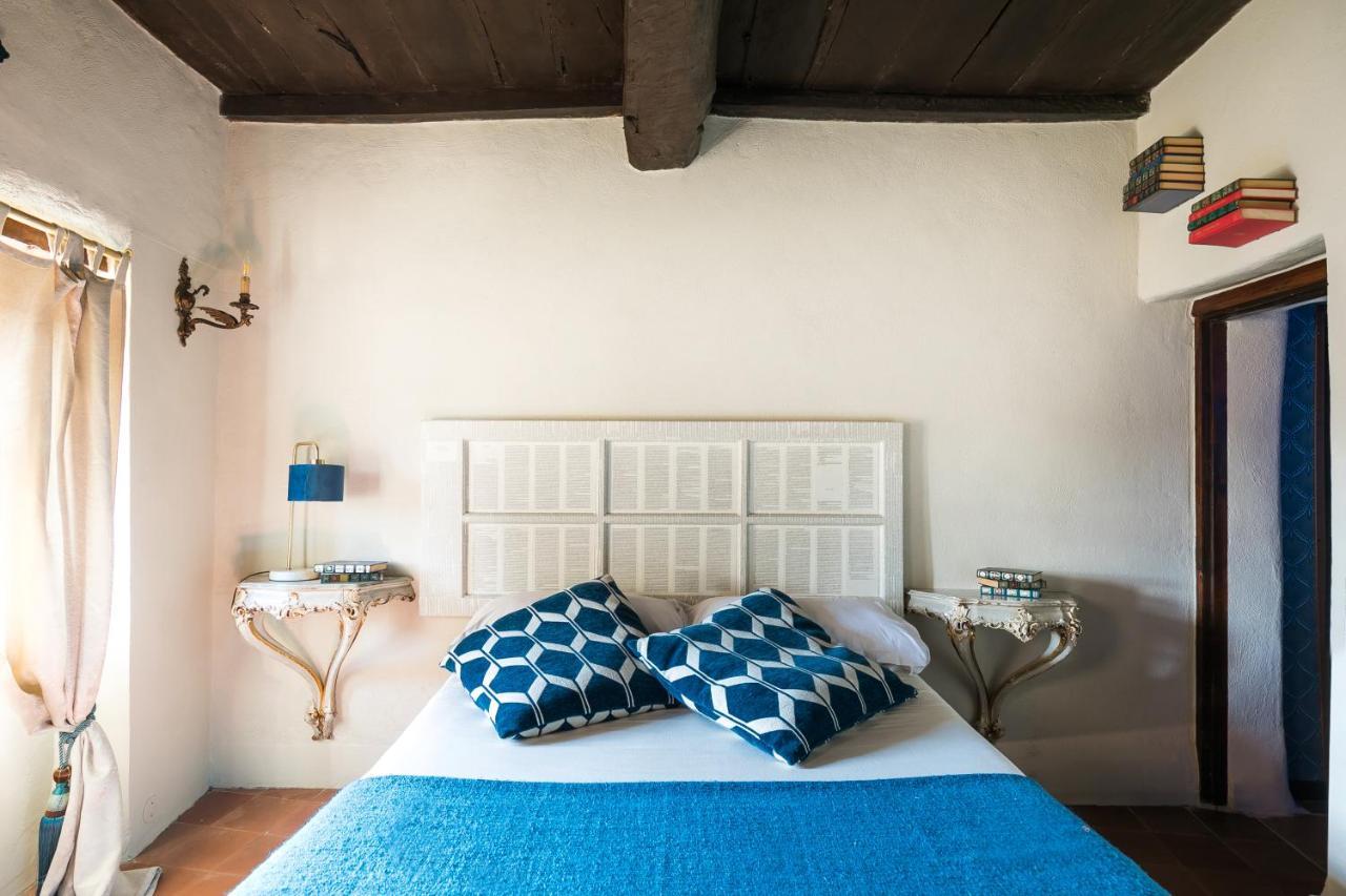 Opera Suites - Le Notti Bianche Calcata Exteriör bild