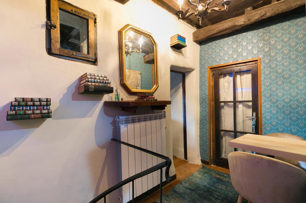 Opera Suites - Le Notti Bianche Calcata Exteriör bild